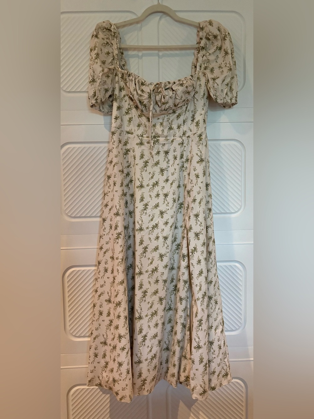 NWOT House of CB Cream Midi Dress with Green Floral Print - Picture 2 of 4